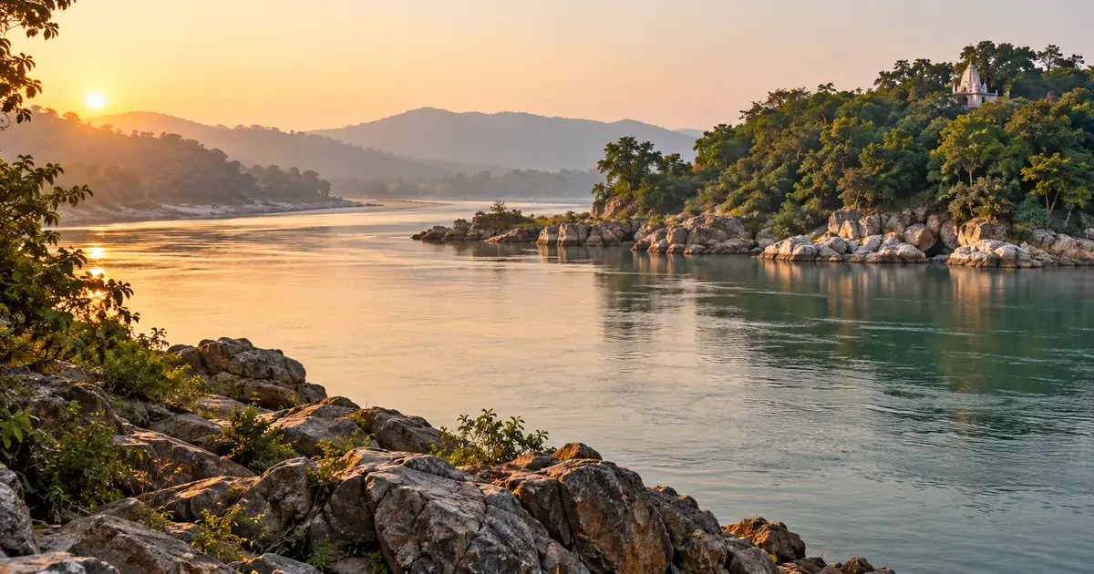 The Mahanadi curves past rocky green banks at Chiplima near Sambalpur