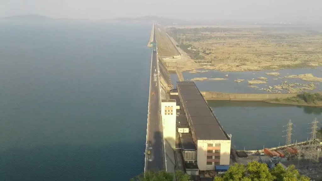 Hirakud Dam Sambalpur - The World's Longest Earthen Dam