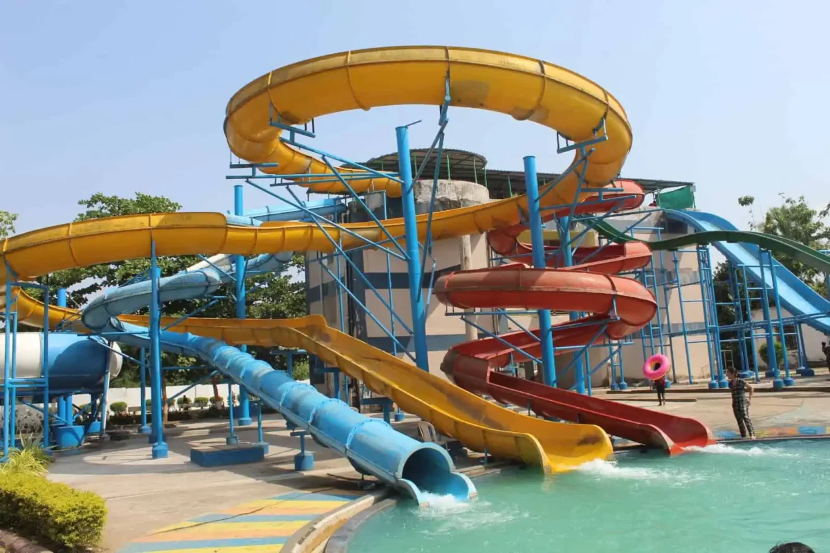 Amusement park ride at Ocean World