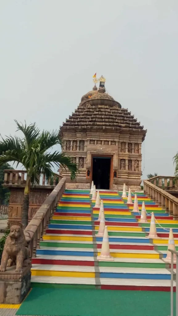 Emami Jagannath Temple entrace
