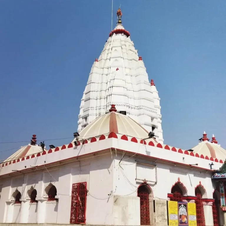Maa Samaleswari Temple – Samlei Mandir Sambalpur (History, Architecture, Timings and Photos)