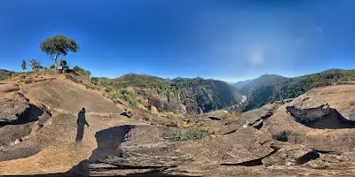 Duduma Waterfall panoramic view